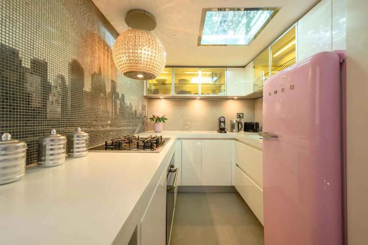 Marylin Apartment Via Della Croce Rome